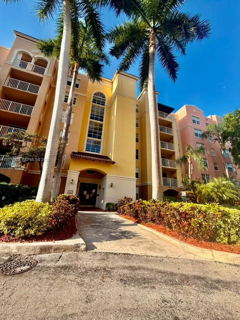 19701 E Country Club Drive