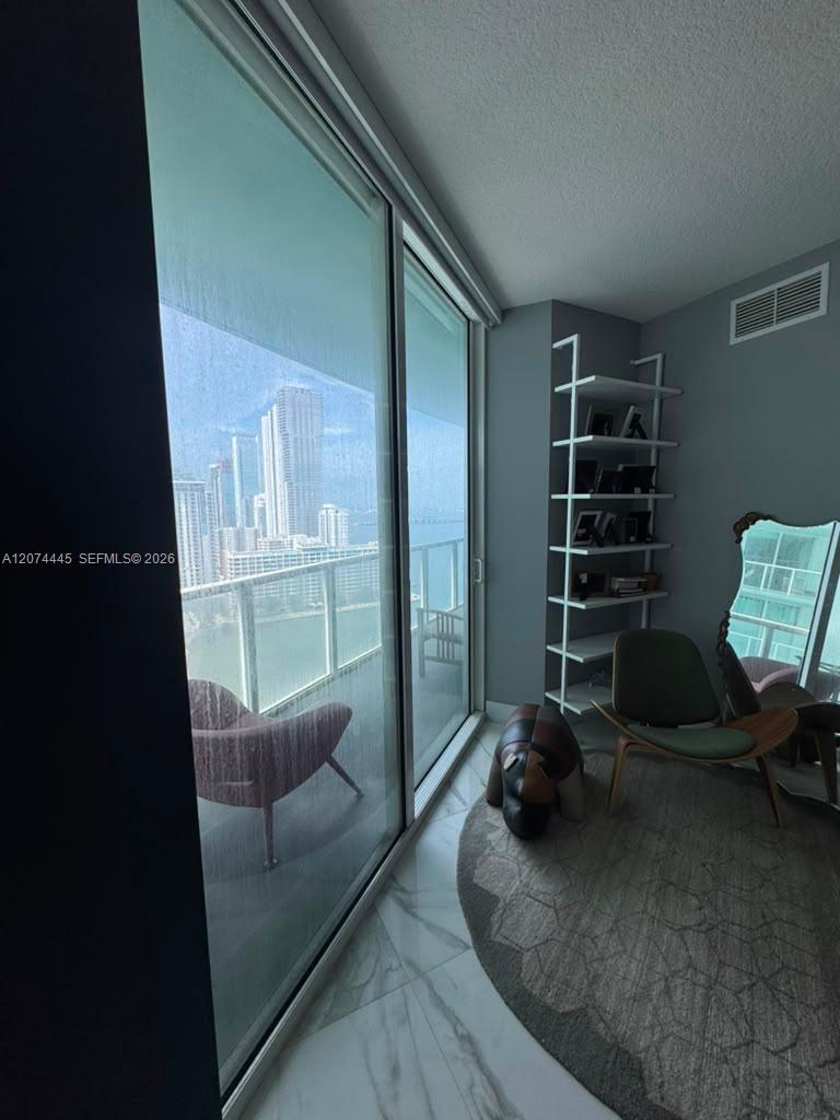 1900 N Bayshore Drive