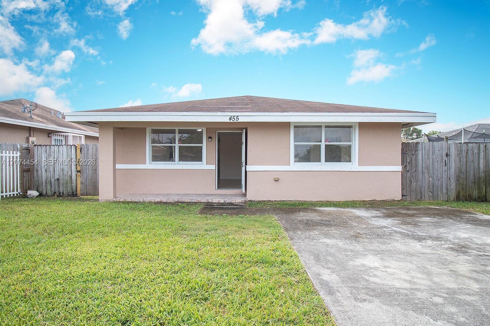 455 NW 14th Street
