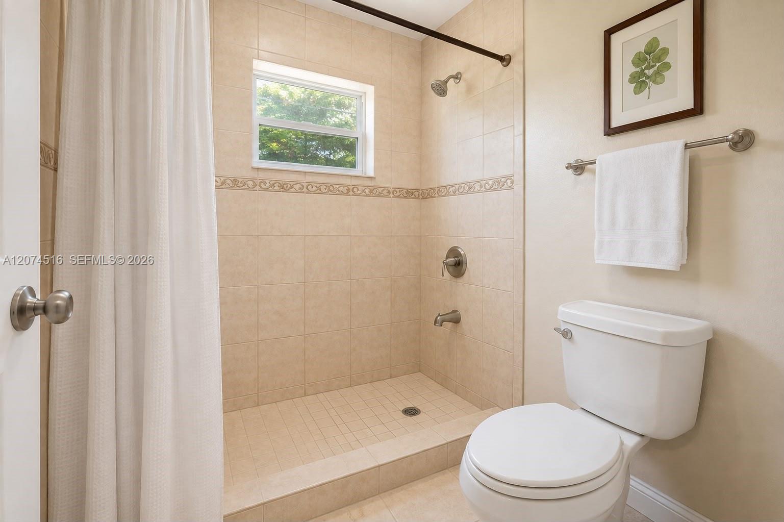 102 NE 206th Terrace