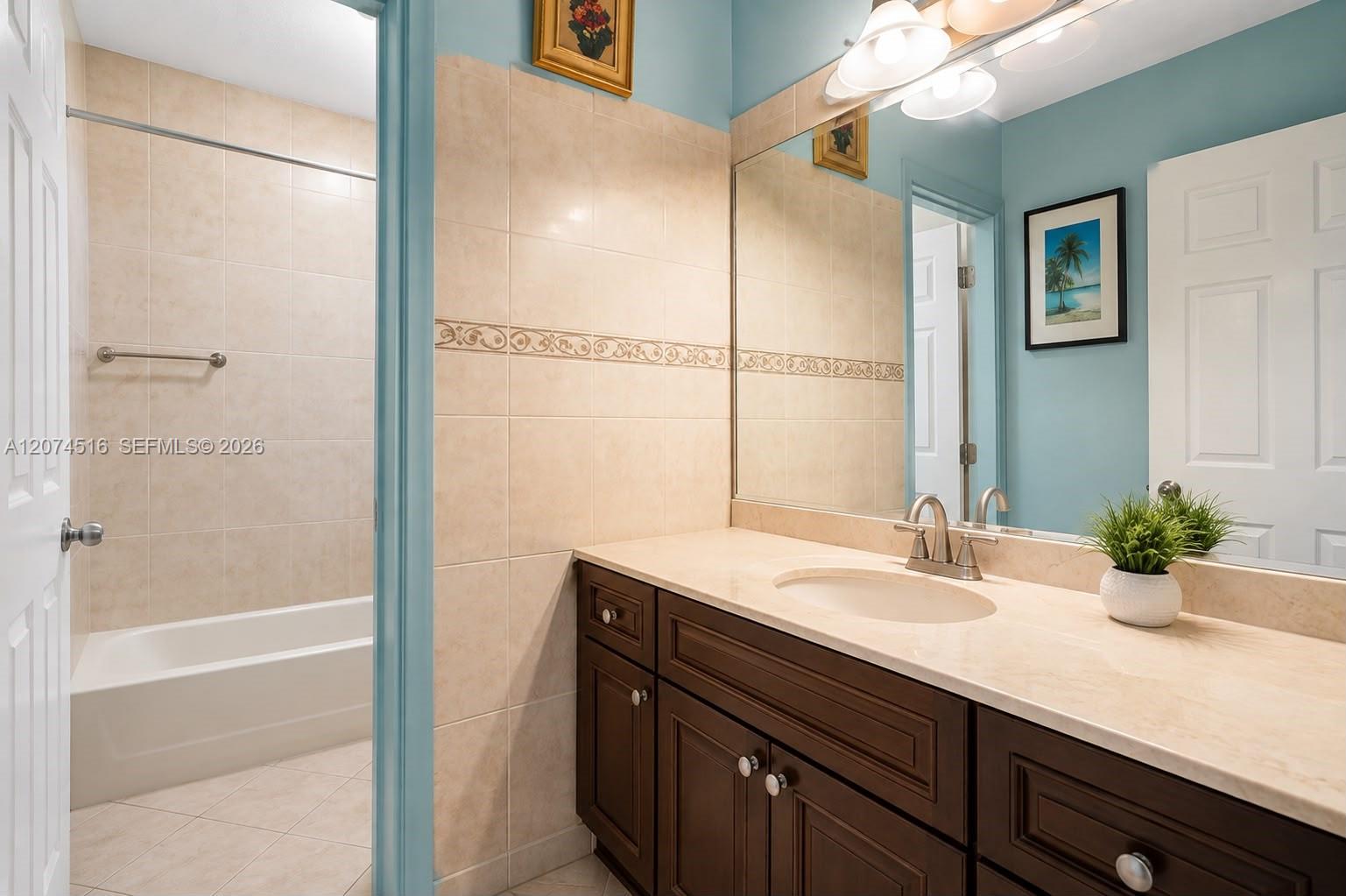 102 NE 206th Terrace