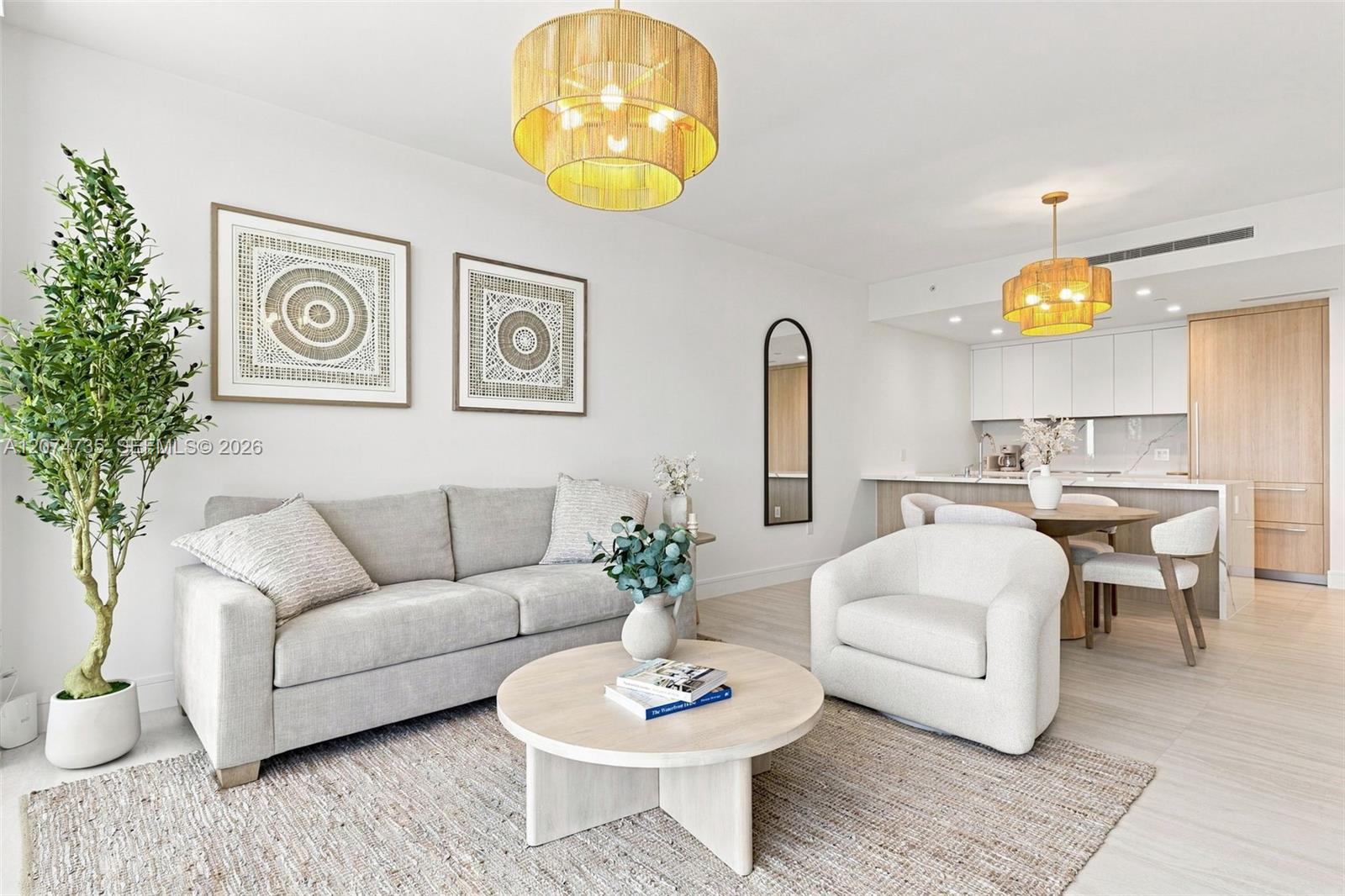2411 Laguna Circle