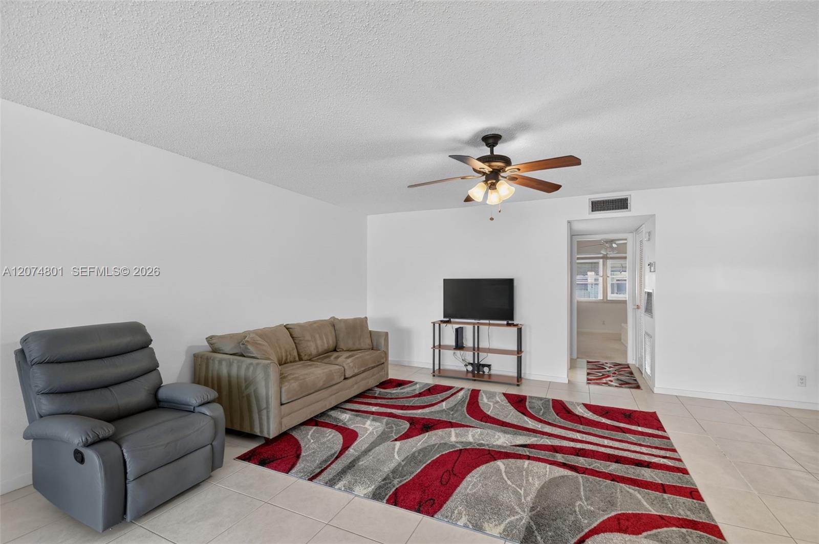 867 North Drive