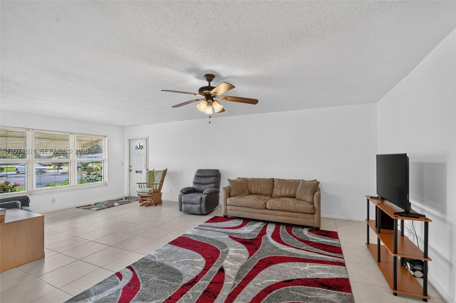 867 North Drive