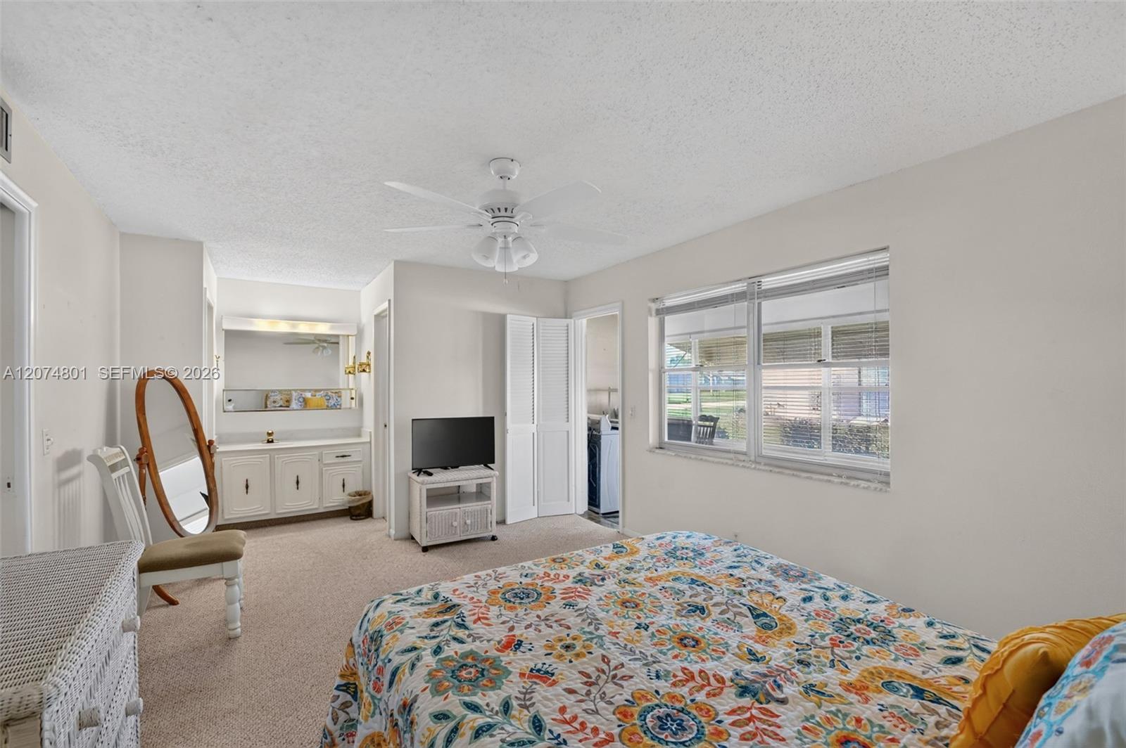867 North Drive