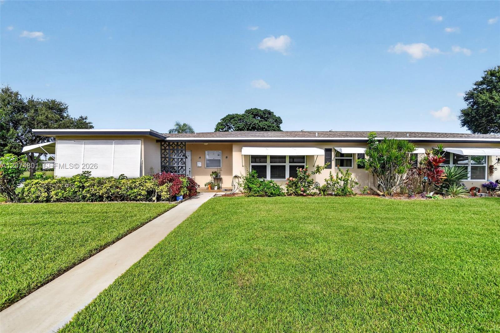 867 North Drive