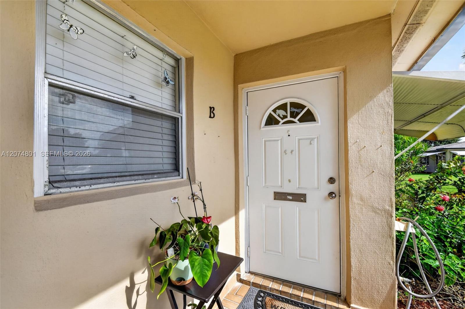 867 North Drive