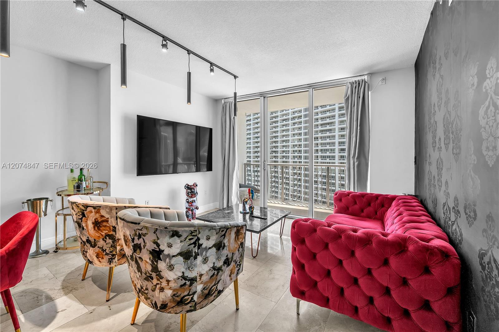 1750 Bayshore Drive