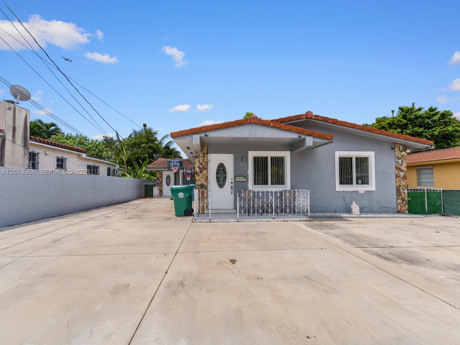 740 NW 32nd Court