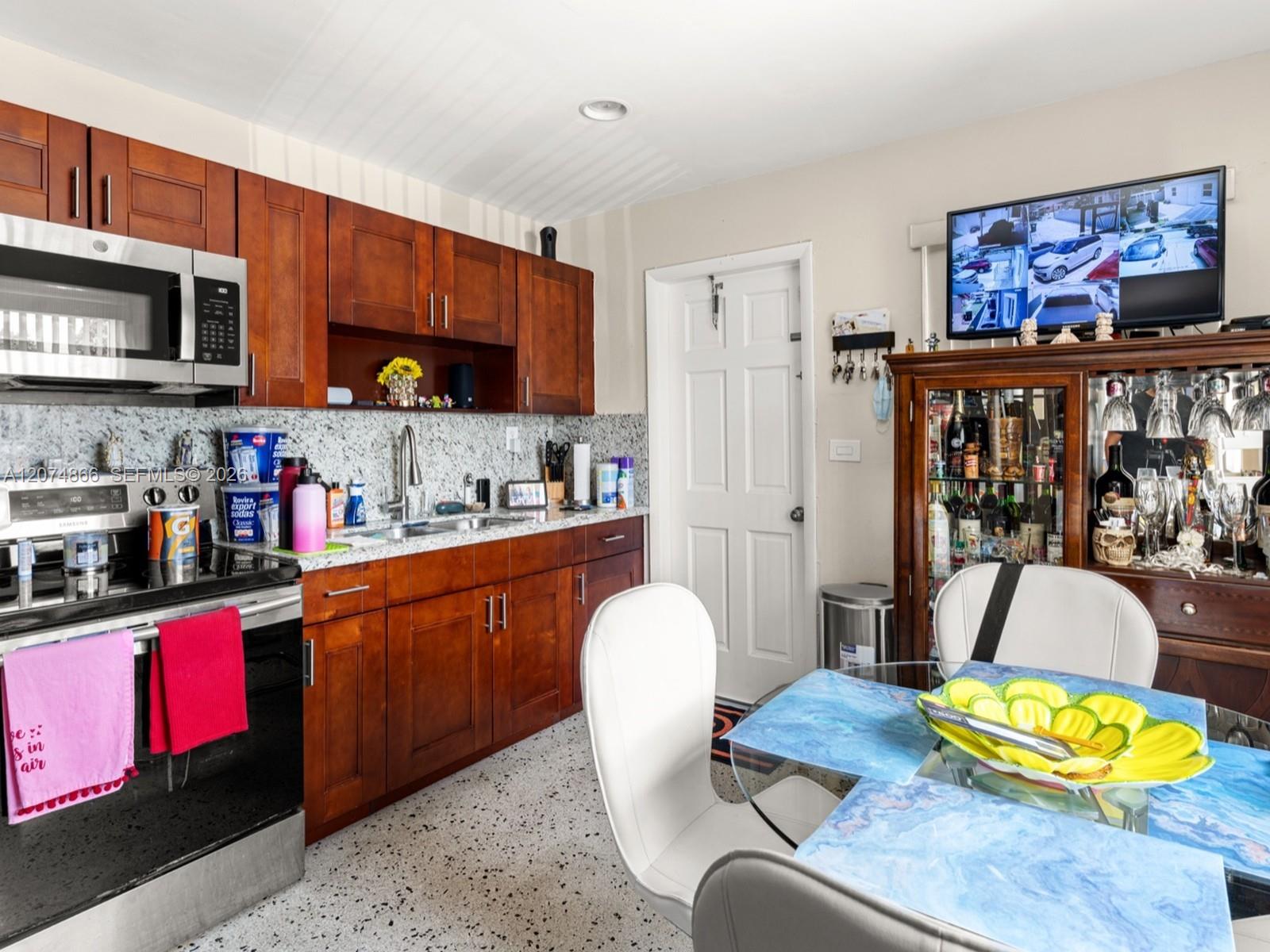 740 NW 32nd Court