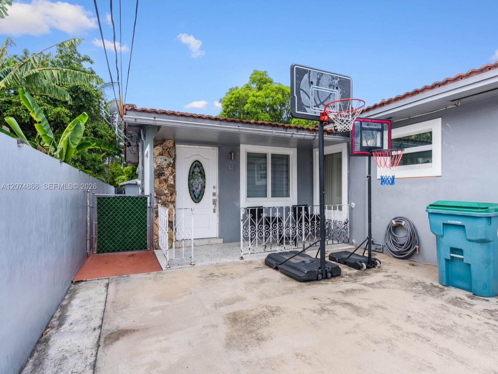 740 NW 32nd Court