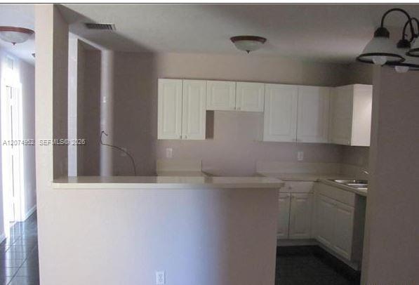 1050 NW 4th Street gallery image #3