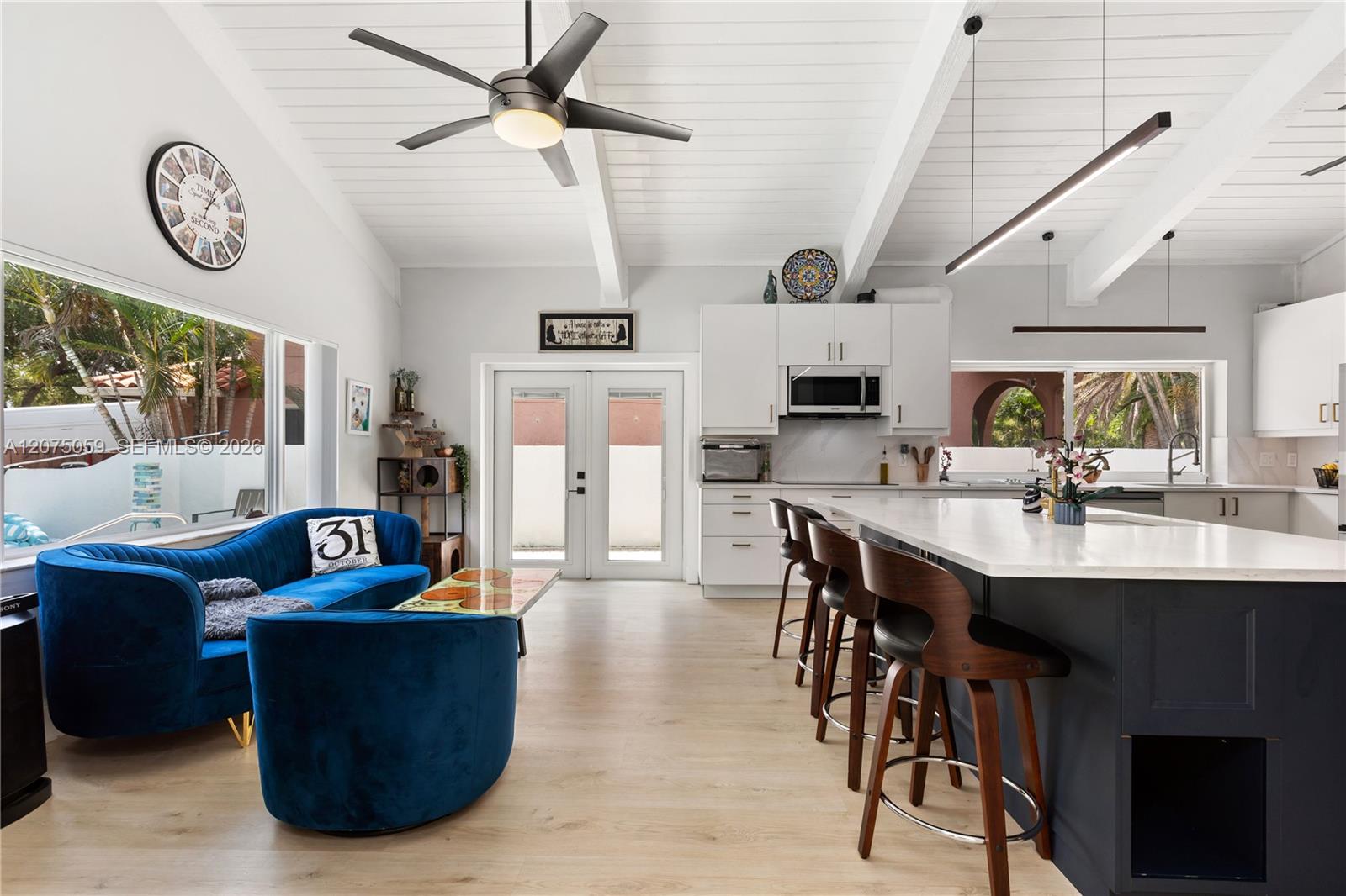 801 Mockingbird Lane