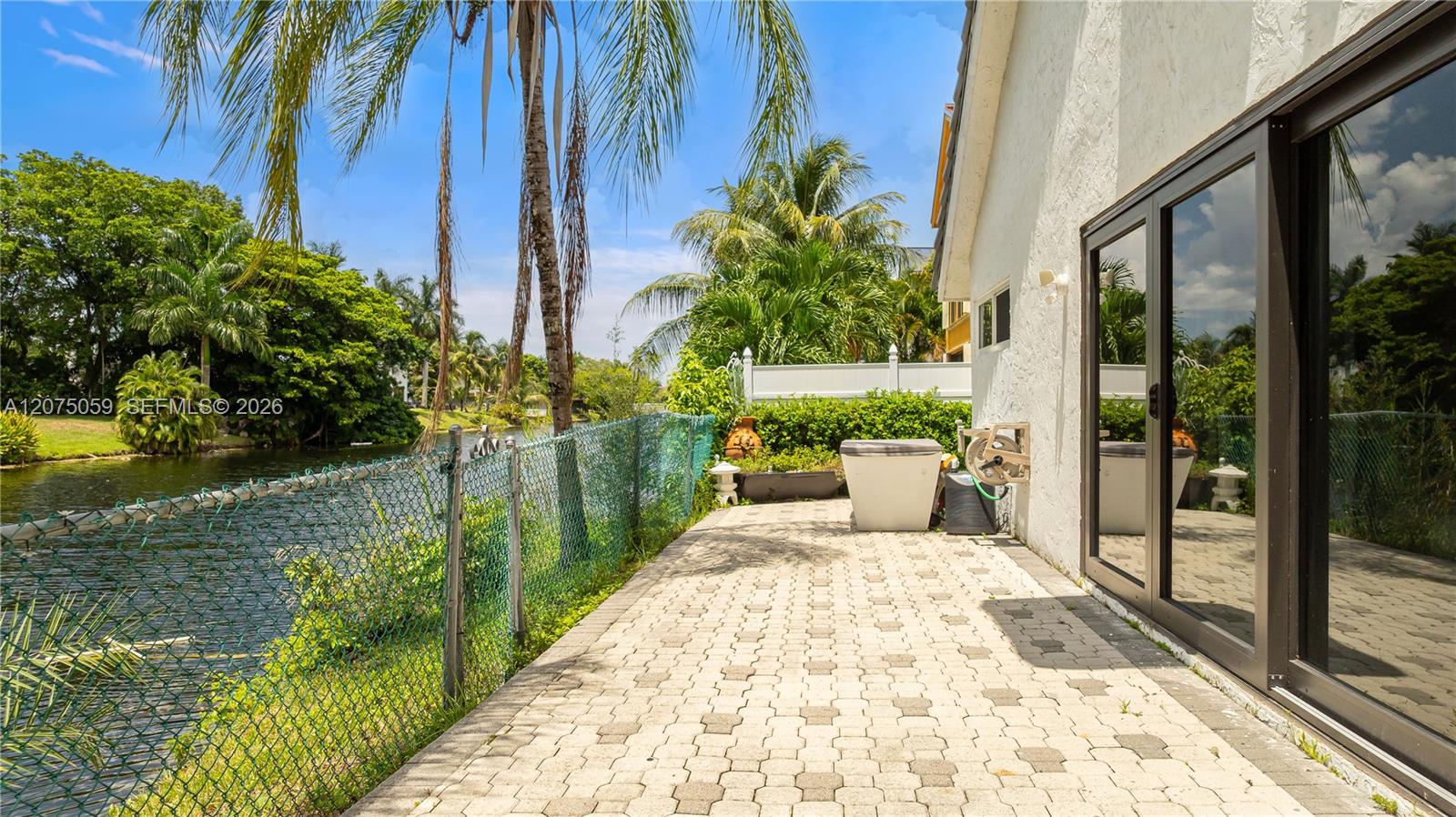 801 Mockingbird Lane