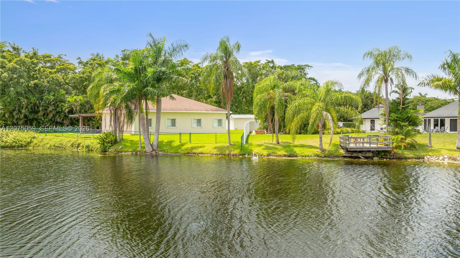 801 Mockingbird Lane