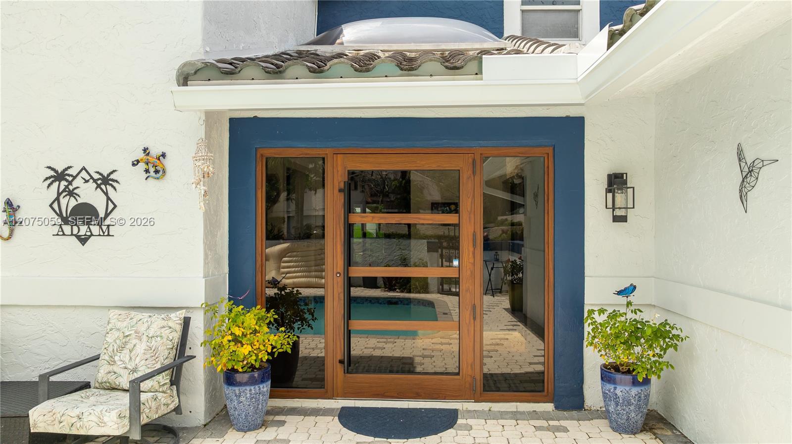 801 Mockingbird Lane