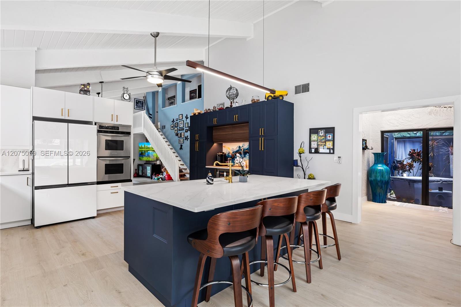 801 Mockingbird Lane