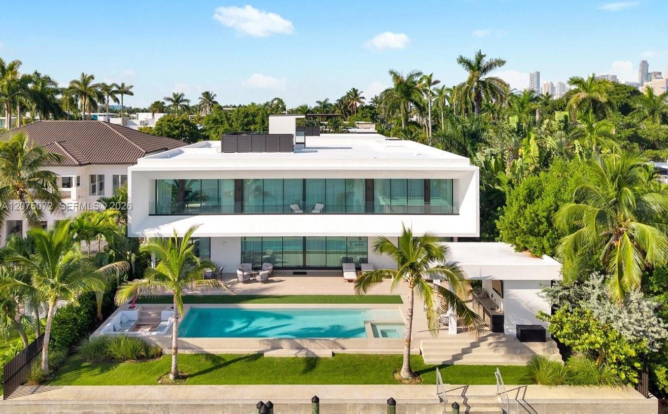 375 N Hibiscus Drive