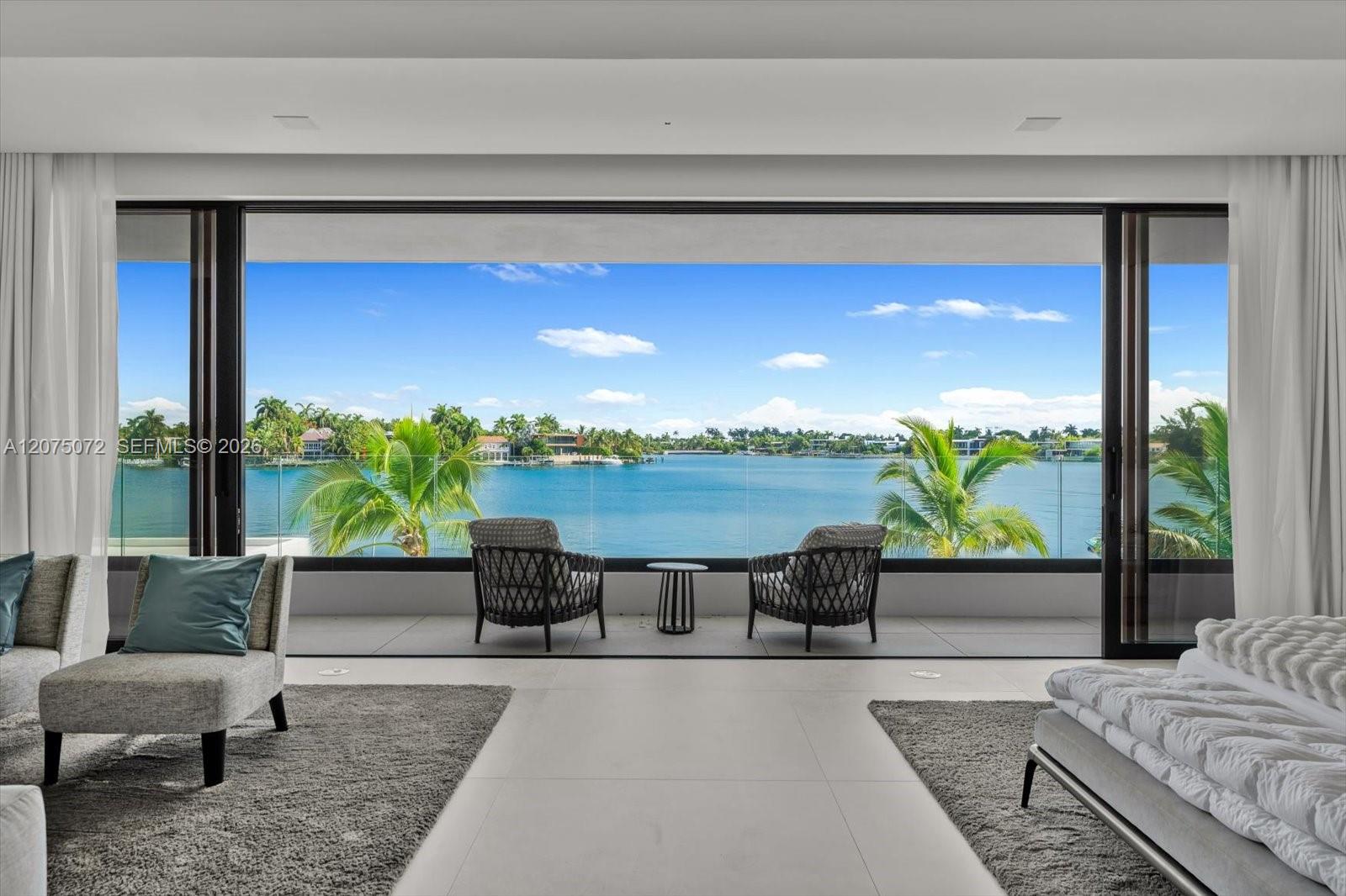 375 N Hibiscus Drive