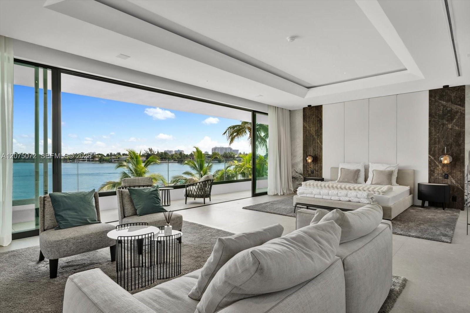 375 N Hibiscus Drive