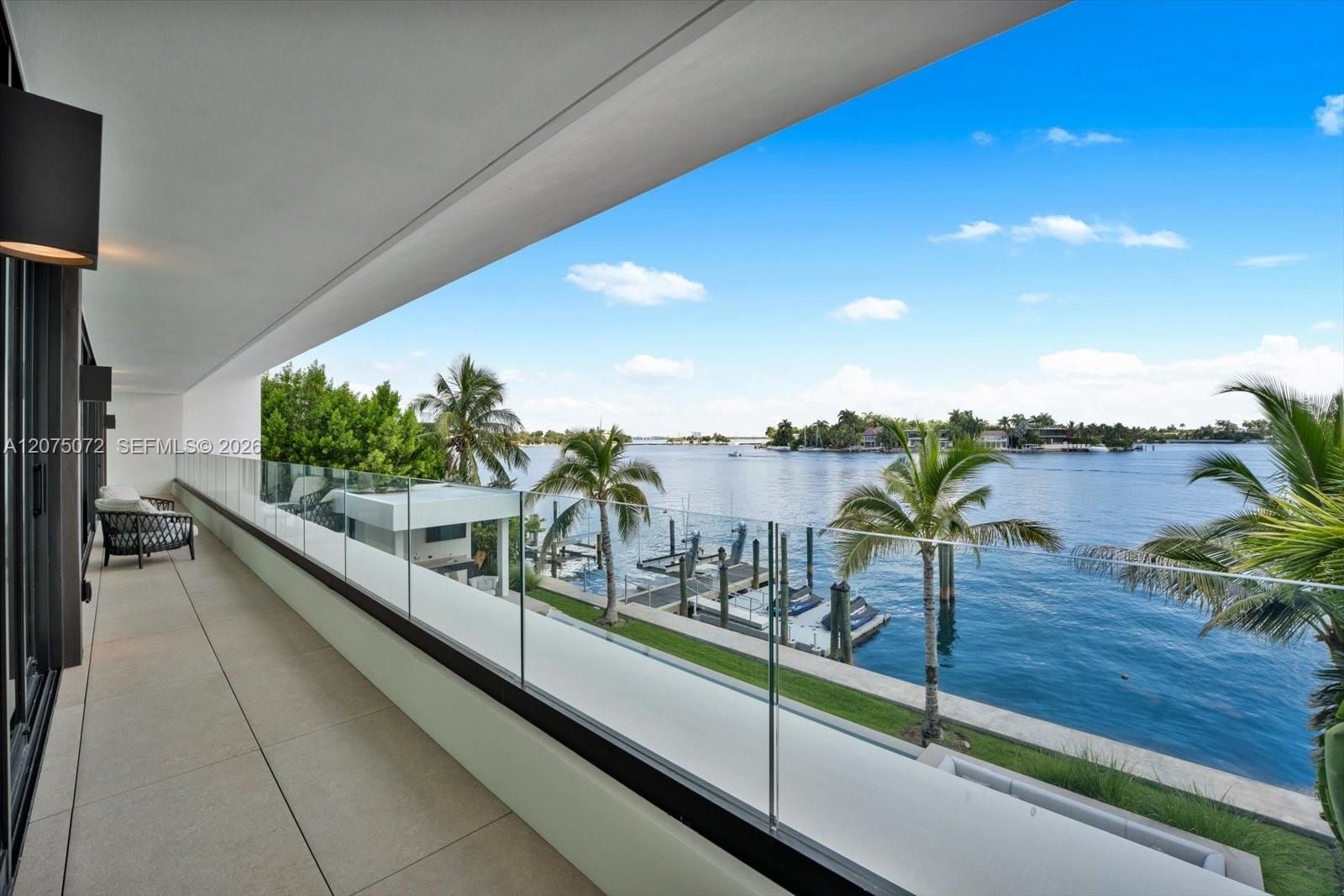 375 N Hibiscus Drive
