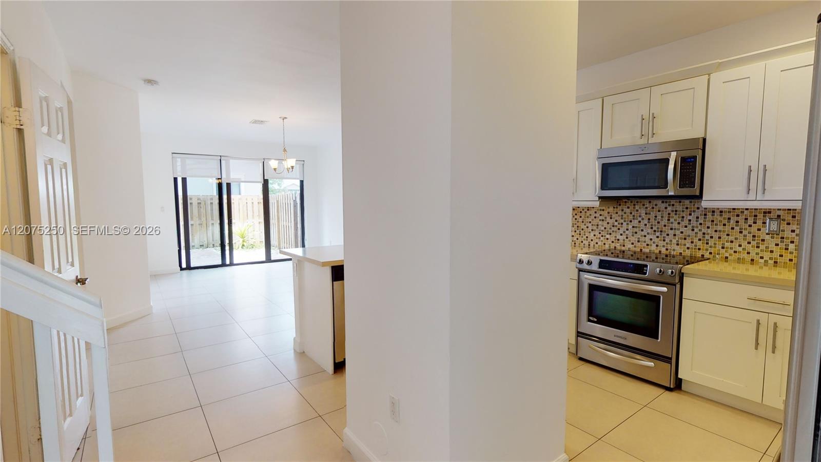 10428 NW 61st Street