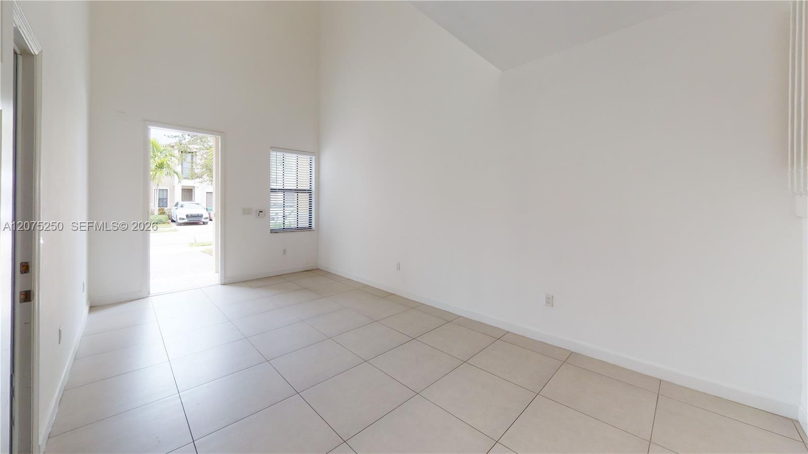 10428 NW 61st Street