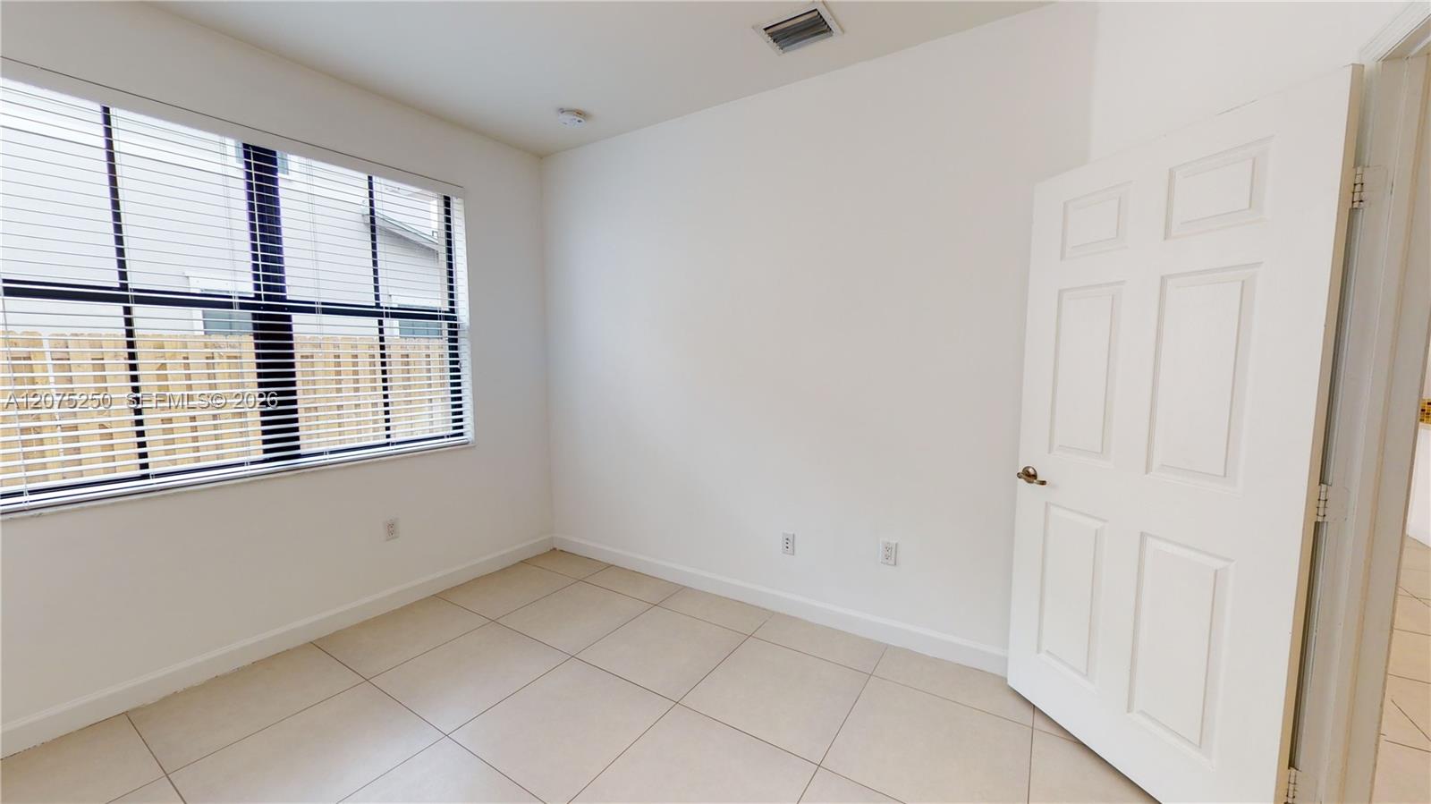 10428 NW 61st Street