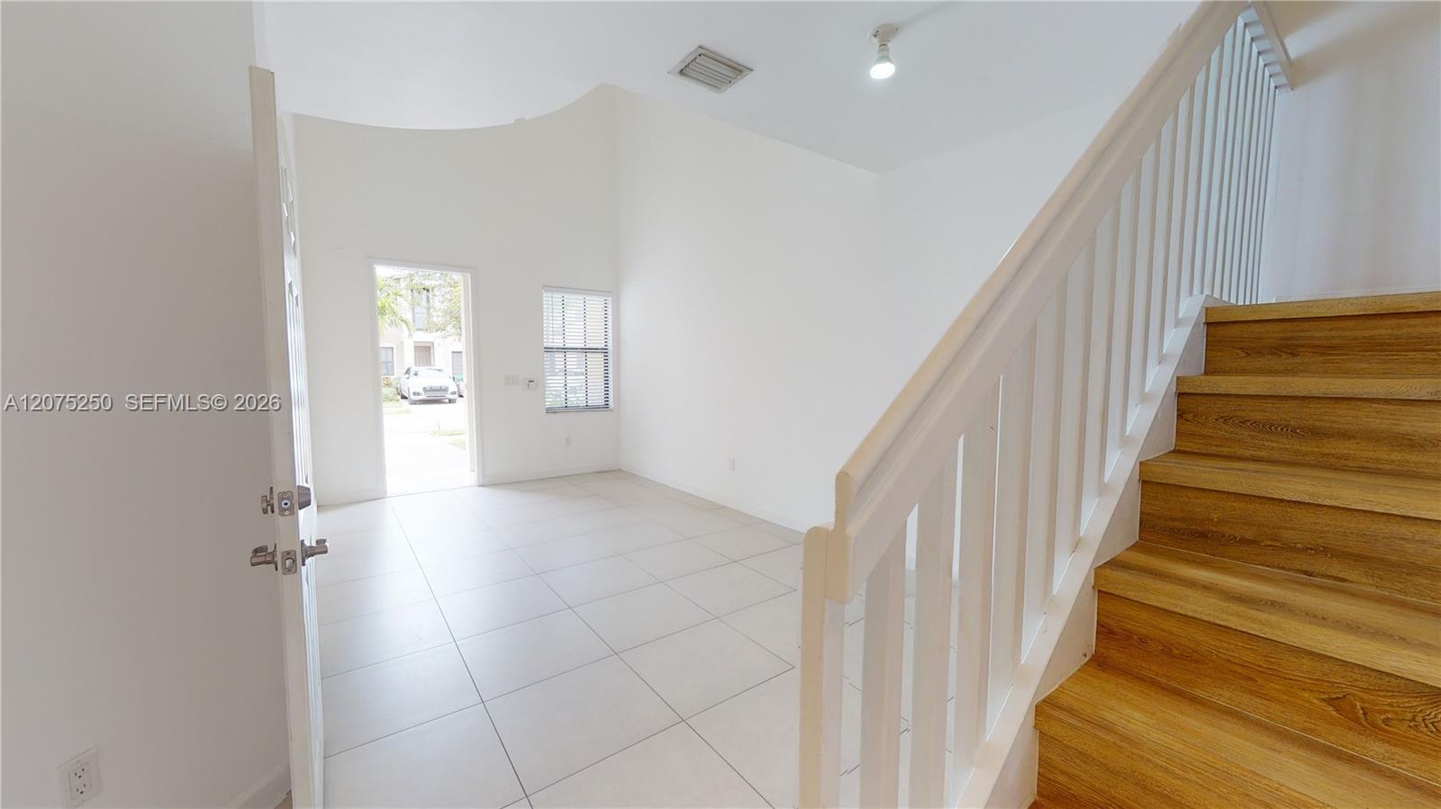 10428 NW 61st Street