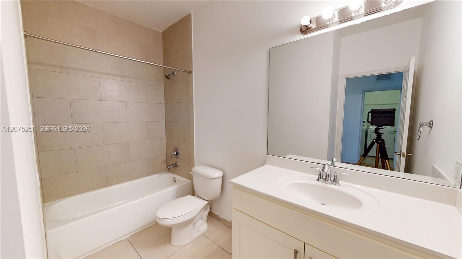 10428 NW 61st Street