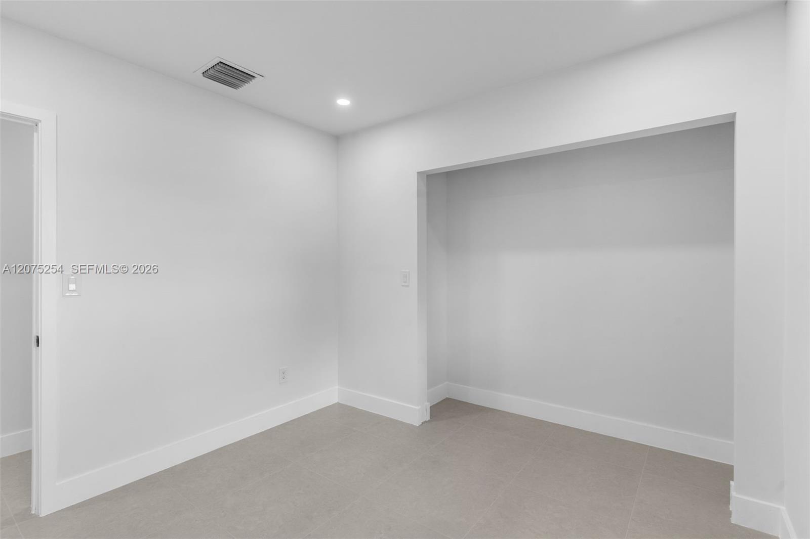 544 NW 12th Street