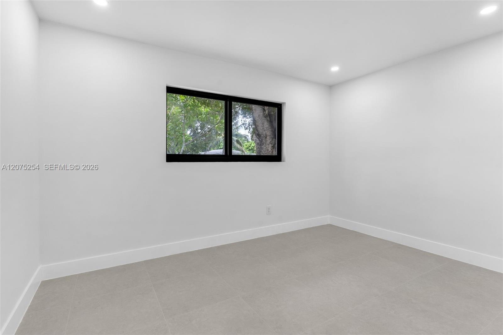 544 NW 12th Street