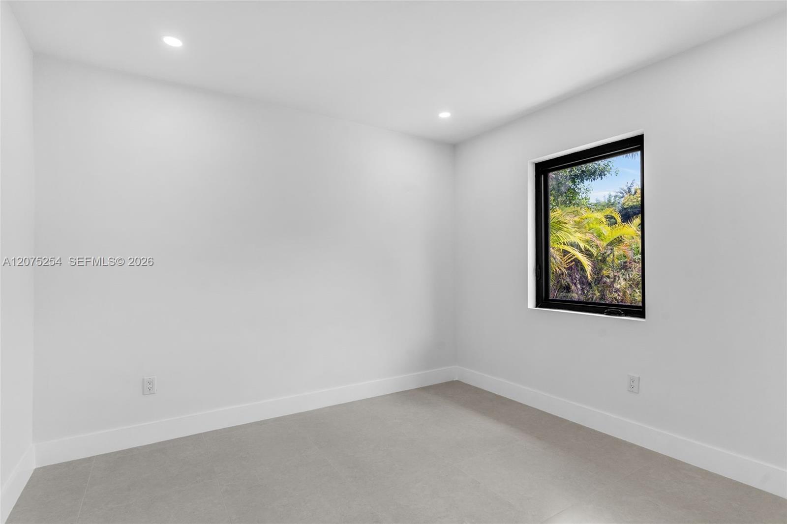544 NW 12th Street