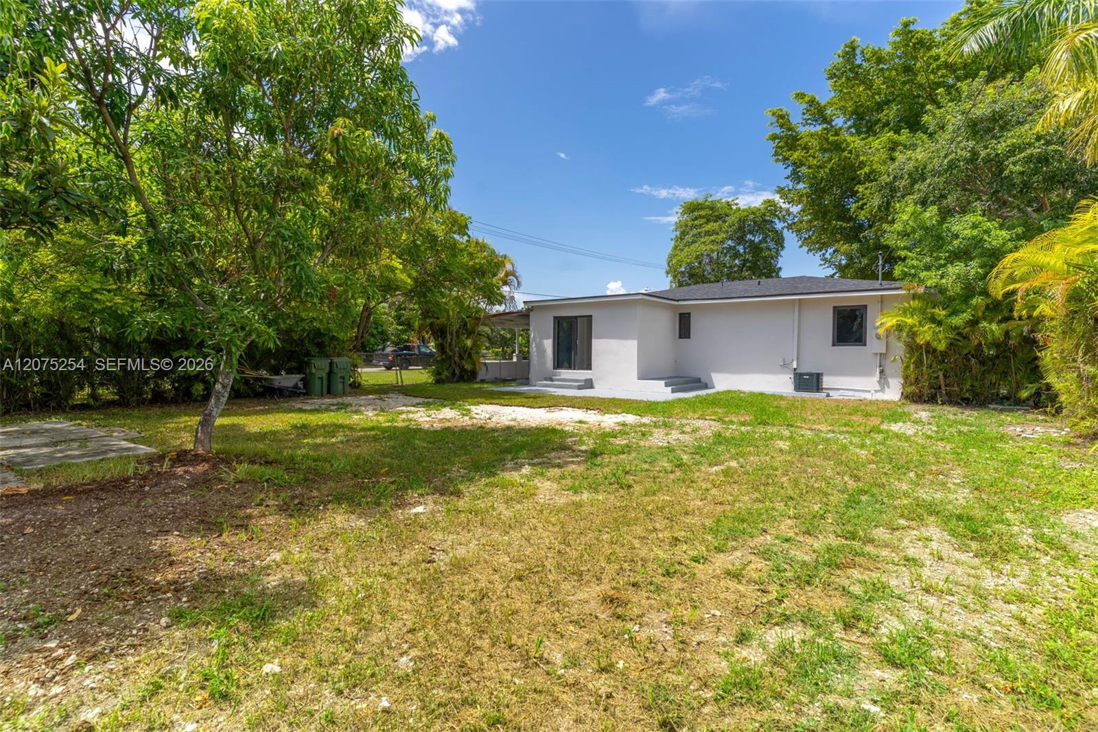 544 NW 12th Street