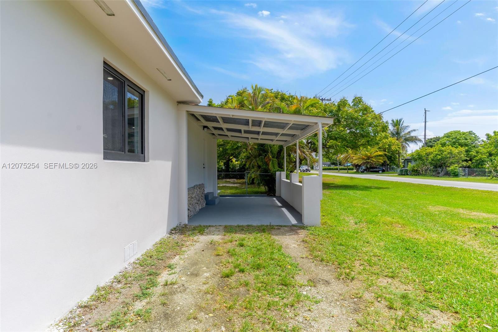 544 NW 12th Street