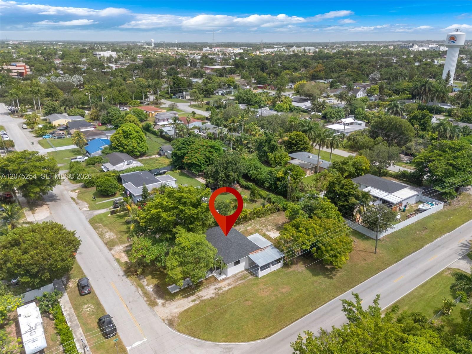 544 NW 12th Street