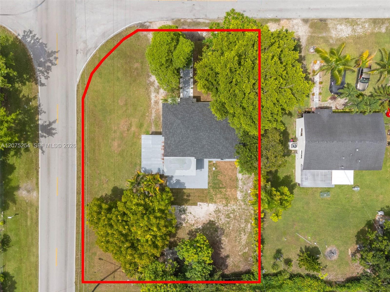 544 NW 12th Street