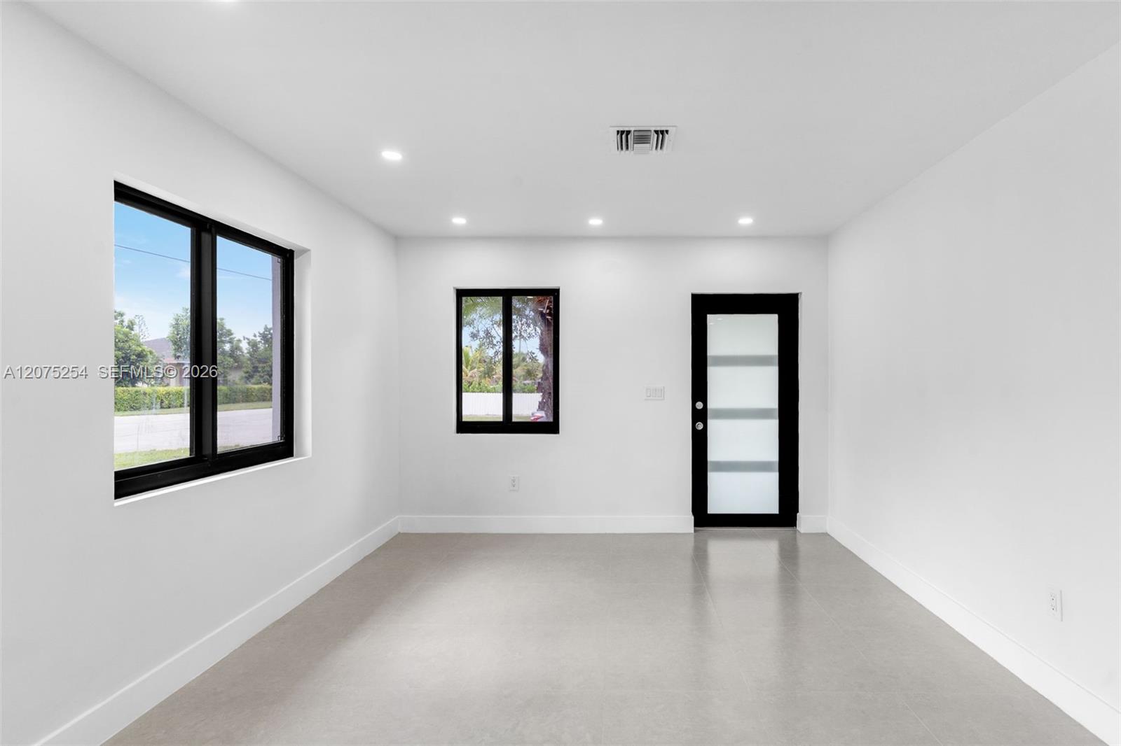 544 NW 12th Street