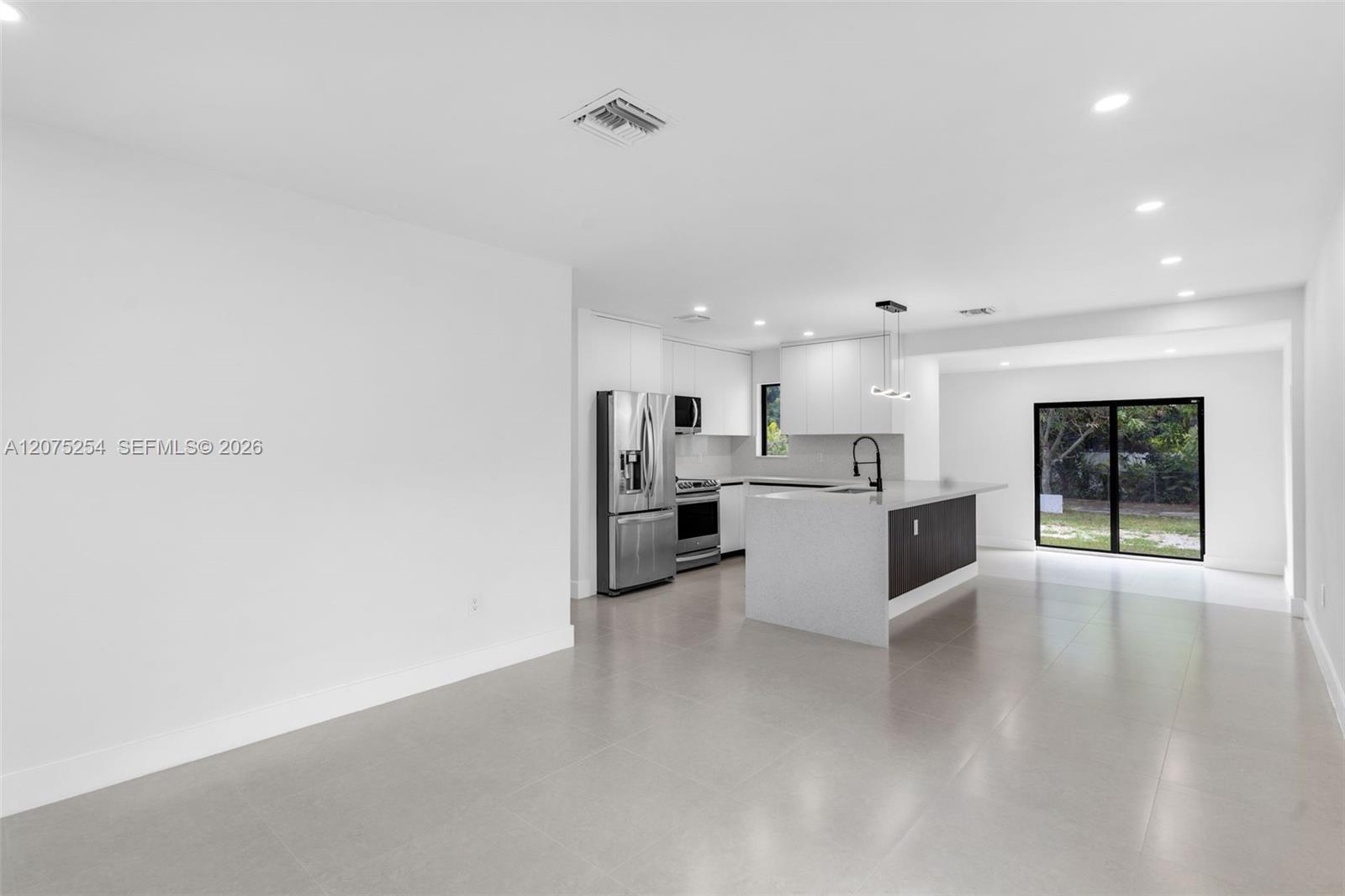 544 NW 12th Street