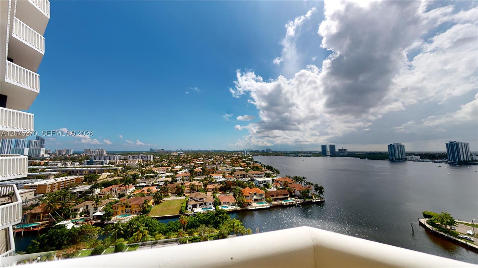 1000 W Island Boulevard