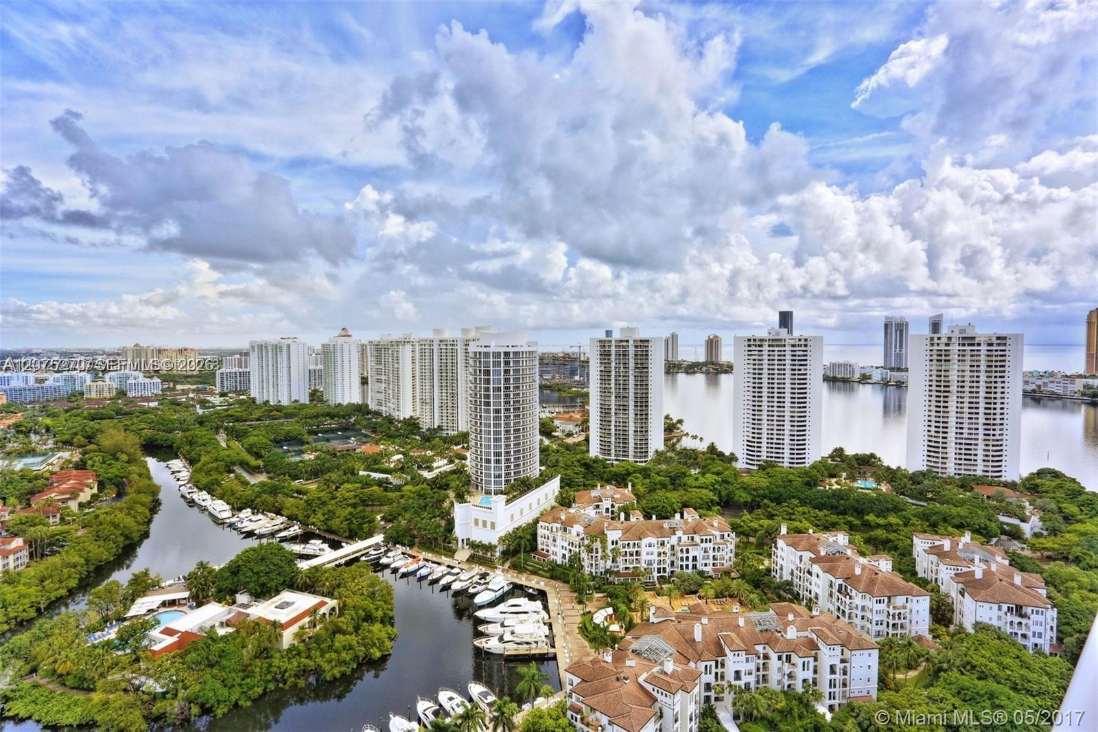 1000 W Island Boulevard