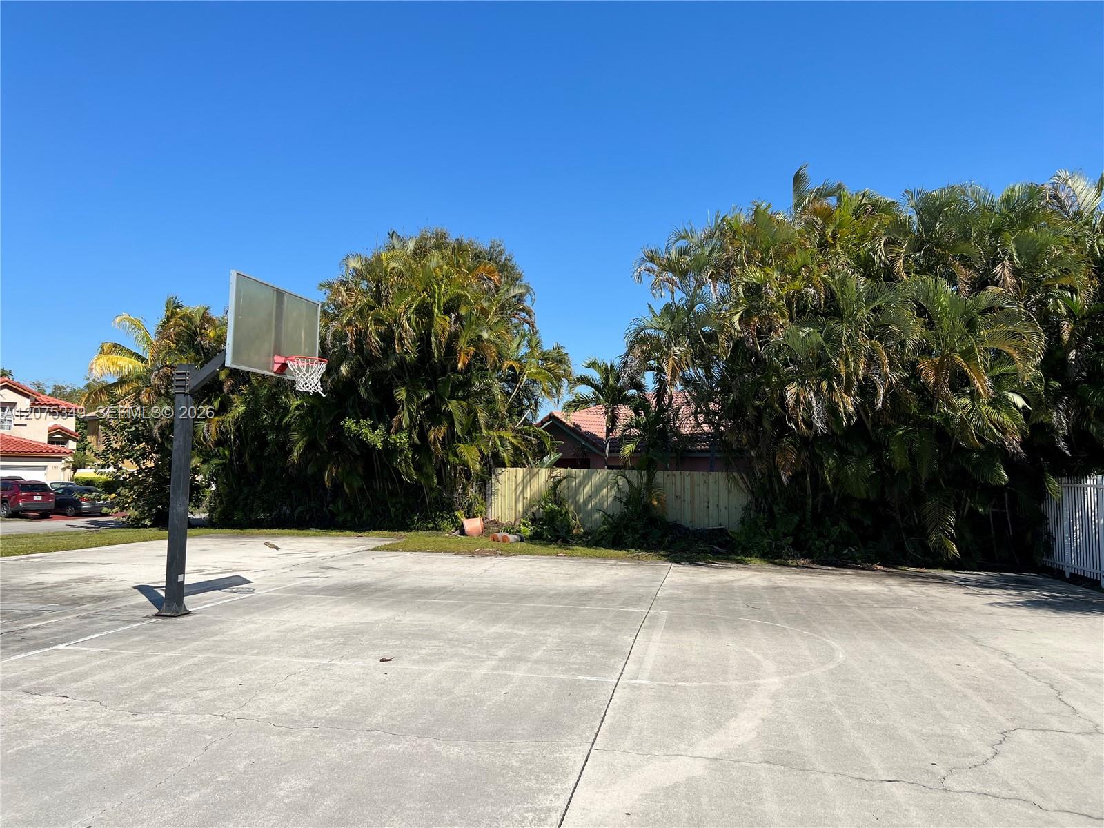 5214 NW 190th Street