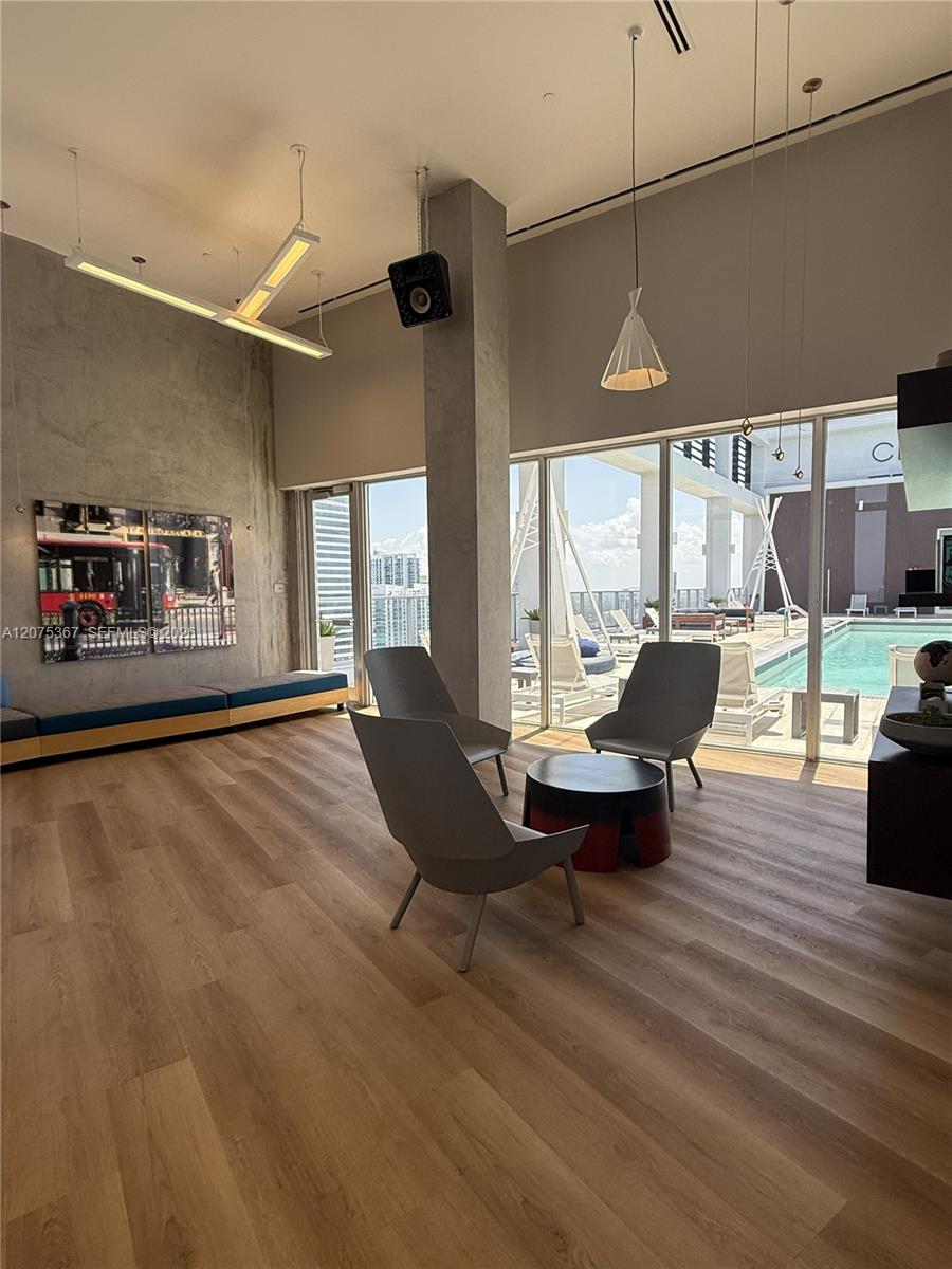 151 SE 1st Street