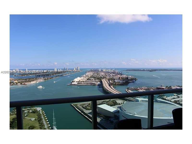 900 Biscayne Boulevard