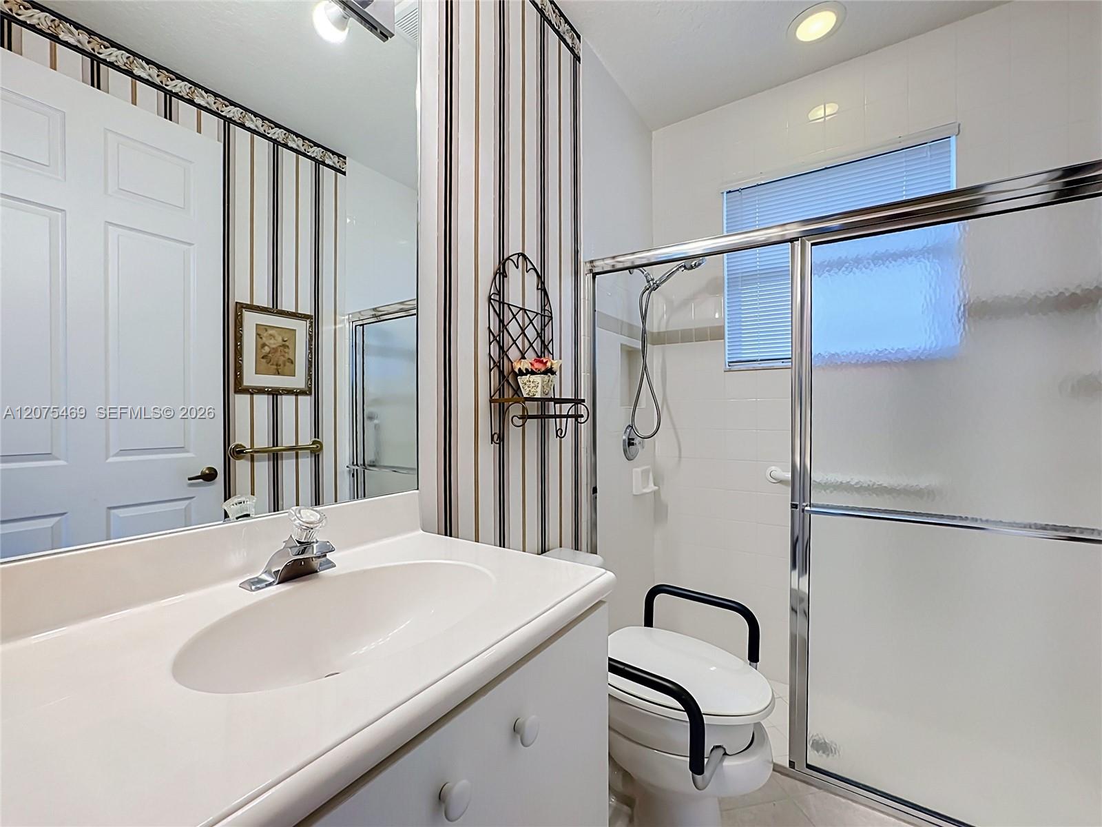 7463 W Falls Road gallery image #35
