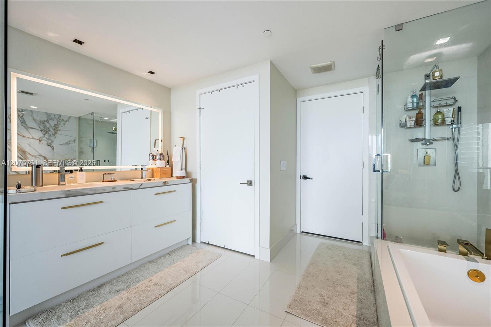 650 NE 32nd Street