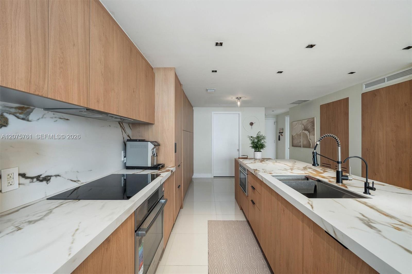 650 NE 32nd Street