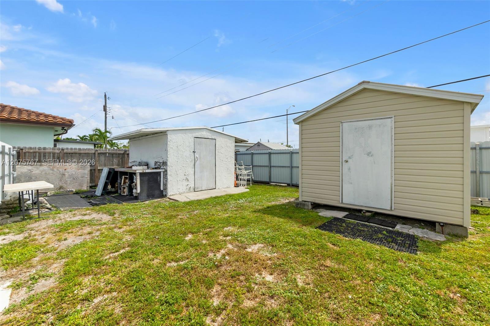 6049 W 14th Court