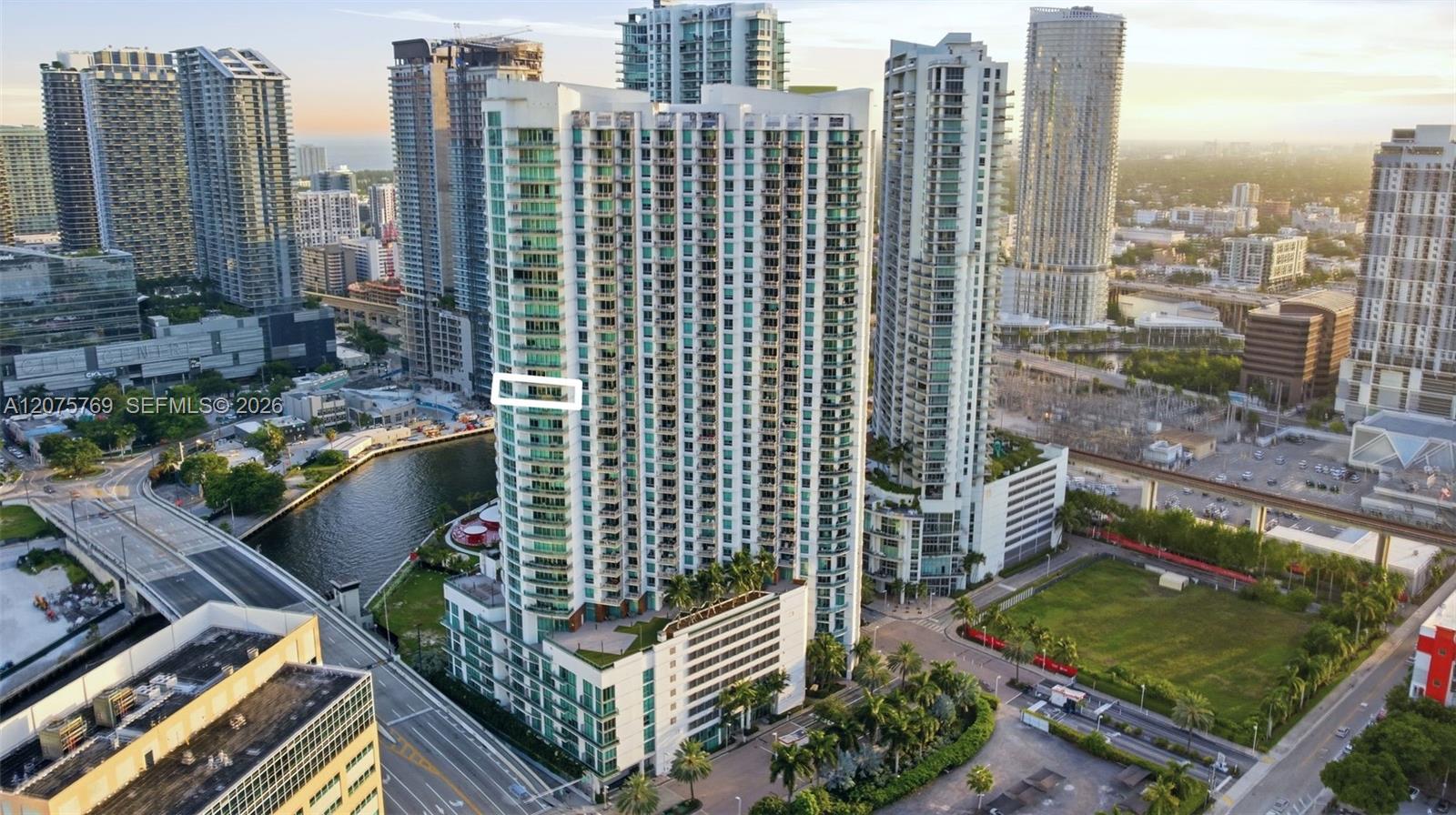 350 S Miami Avenue