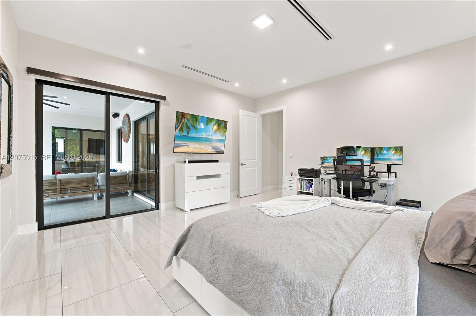 9450 SW 35th Street